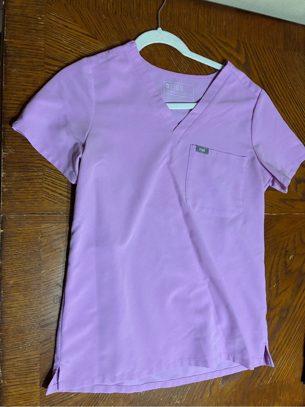 Figs Lavender Short Sleeve V-Neck Scrub Top